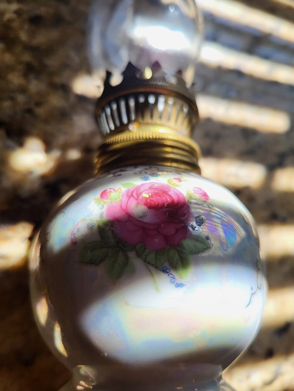 Porcelain 7.5 Inch Iredescent Rose Oil Lantern in White and Pink with Brass Trim - Picture 10 of 11